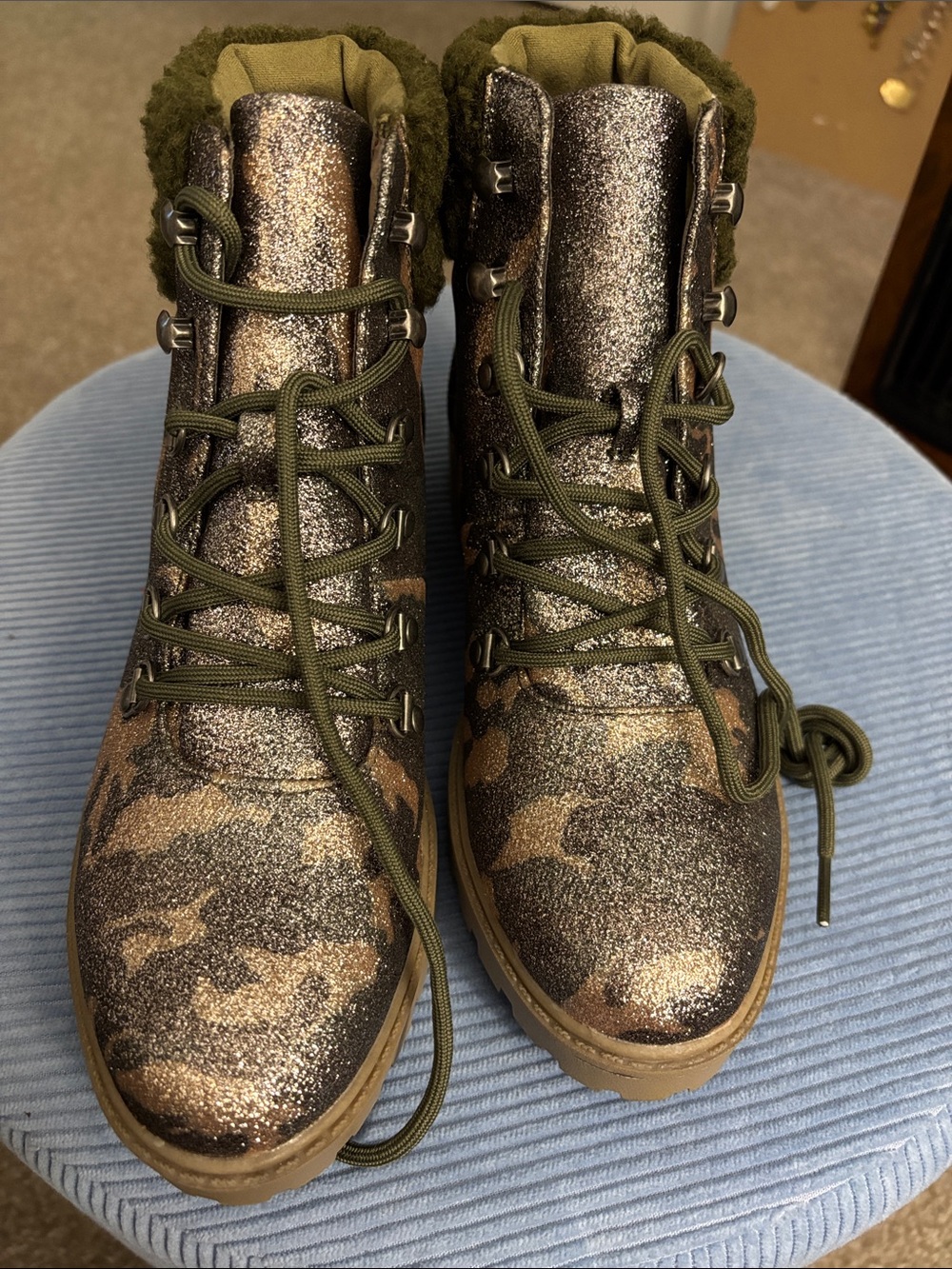 NOT RATED Sparkle Camo Boots - Picture 1 of 2